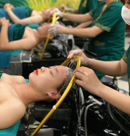 Dịch vụ gội đầu dưỡng sinh